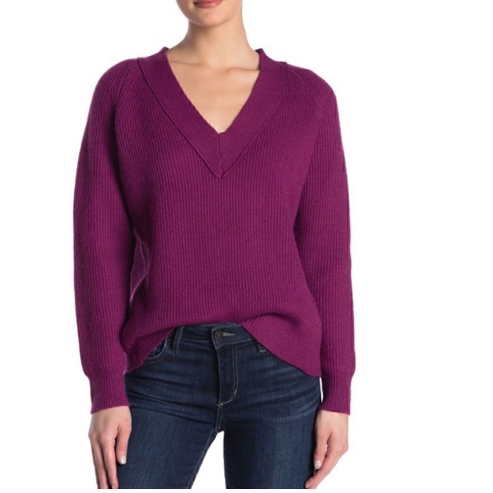 Frnch
paris | purple knit vneck sweater